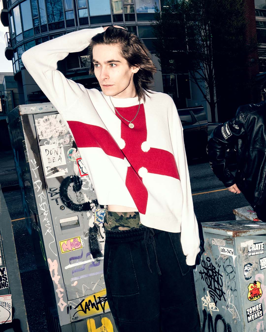 EVANGELIST SWEATER on-body fit view