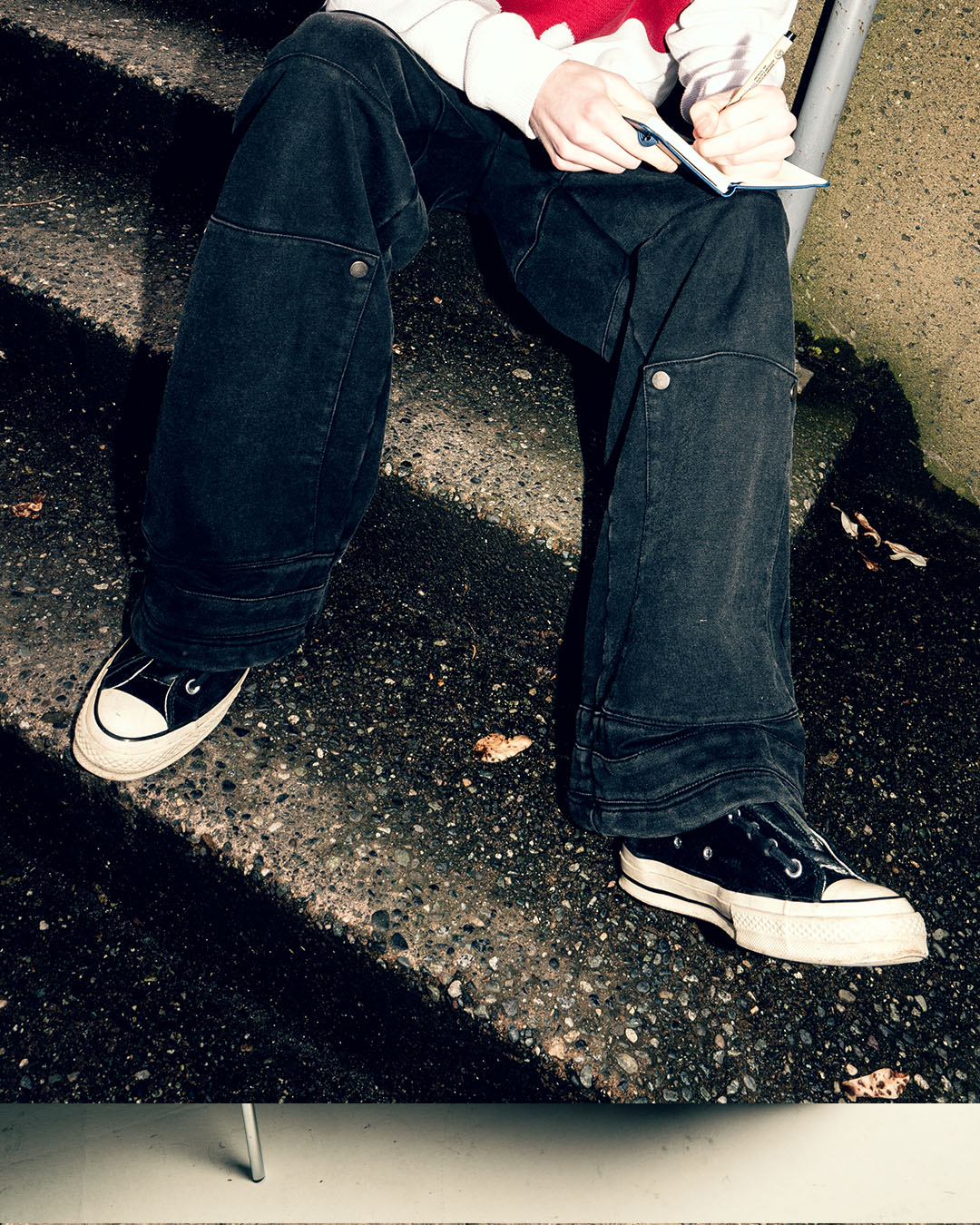 COMPANY SWEATPANT styled product view