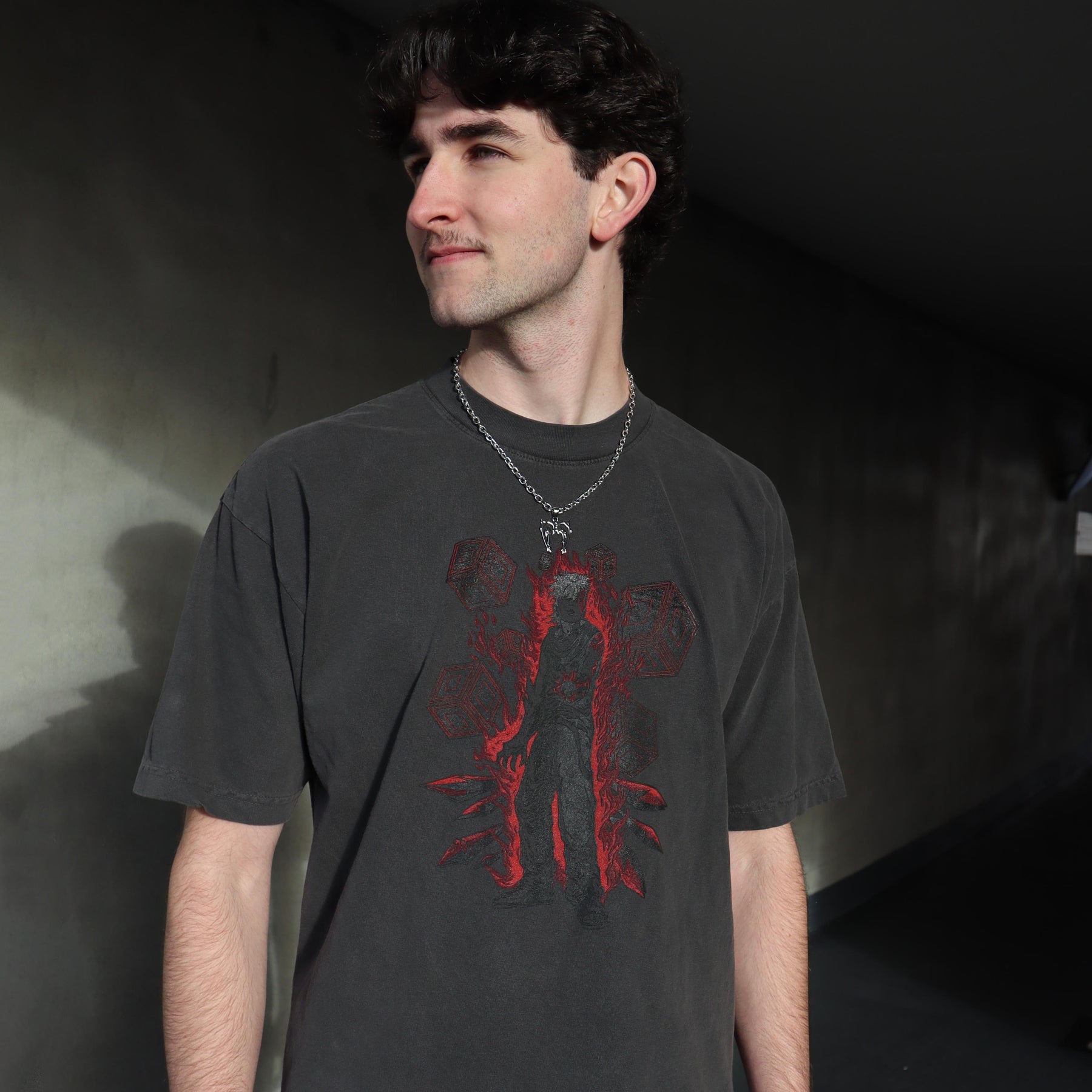 Second on-body view of the Disrupt Tee in size L.